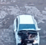 Разъяренный мужчина раскурочил молотком авто бывшей - видео - КТВ-ЛУЧ