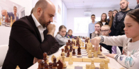 В Самарской области девочка сыграла в шахматы с губернатором и победила - КТВ-ЛУЧ