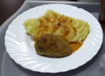 После бриллиантовой свадьбы муж избил жену табуреткой за невкусные котлеты