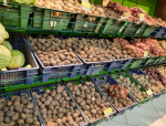 Красное вино, помидоры, что еще: какие 9 продуктов едят все долгожители