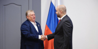 Губернатор наградил ушедшего из «Крыльев Советов» тренера Осинькина - КТВ-ЛУЧ