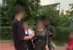 Ребенок с бородой приставал к 15-летней школьнице: девочке пообещали, что у нее отвалятся руки