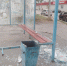 Зумеры на самокатах разбили стеклянную сызранскую остановку и попали на видео - КТВ-ЛУЧ