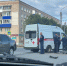 У сызранской гостиницы разбились легковые автомобили - на месте ДТП работает скорая помощь - КТВ-ЛУЧ